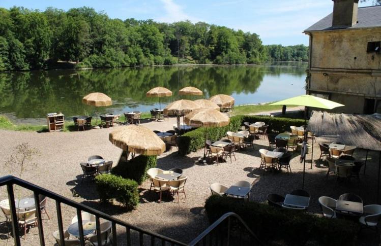 Maison Individuelle Tout Confort Terrasse Exterieur Proche Parc Asterix, Aeroport Roissy Cdg, Paris, Disney, Chateau De Chantilly La Chapelle-en-Serval Exterior photo
